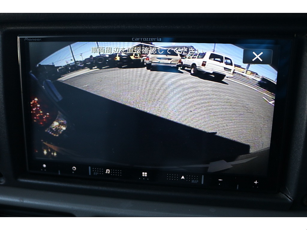 安心のバックカメラも付いてます！