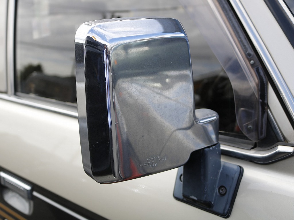 サイドミラー！