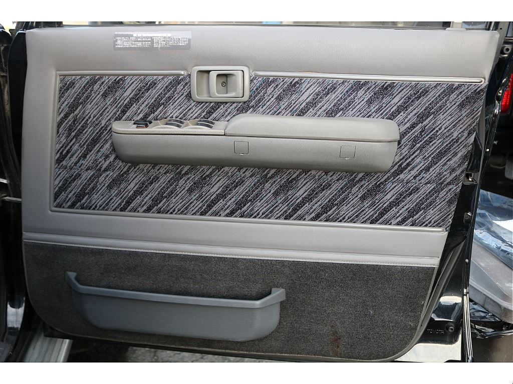運転席の内張り