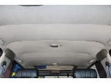 天張りになります！中古車ではたまにヤニ汚れで真っ黒なお車などもありますので中古車選びでは重要なチェックポイントになります。