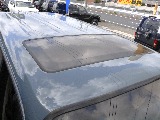 サンルーフからの太陽光により車内が明るくなることで解放感を感じることが出来ます！ルーフラックなどのカスタムも可能になりますのでお気軽にご相談ください！