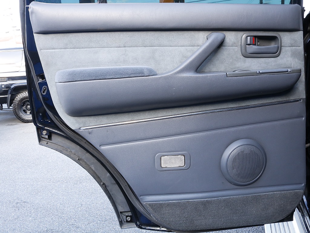 トヨタ ランドクルーザー80(42枚目)