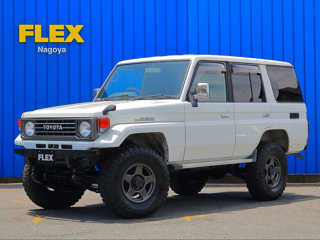 平成9年式　ランドクルーザー70 4.2 LX ディーゼル 4WD！！走行24.3万キロ車両のご紹介です！