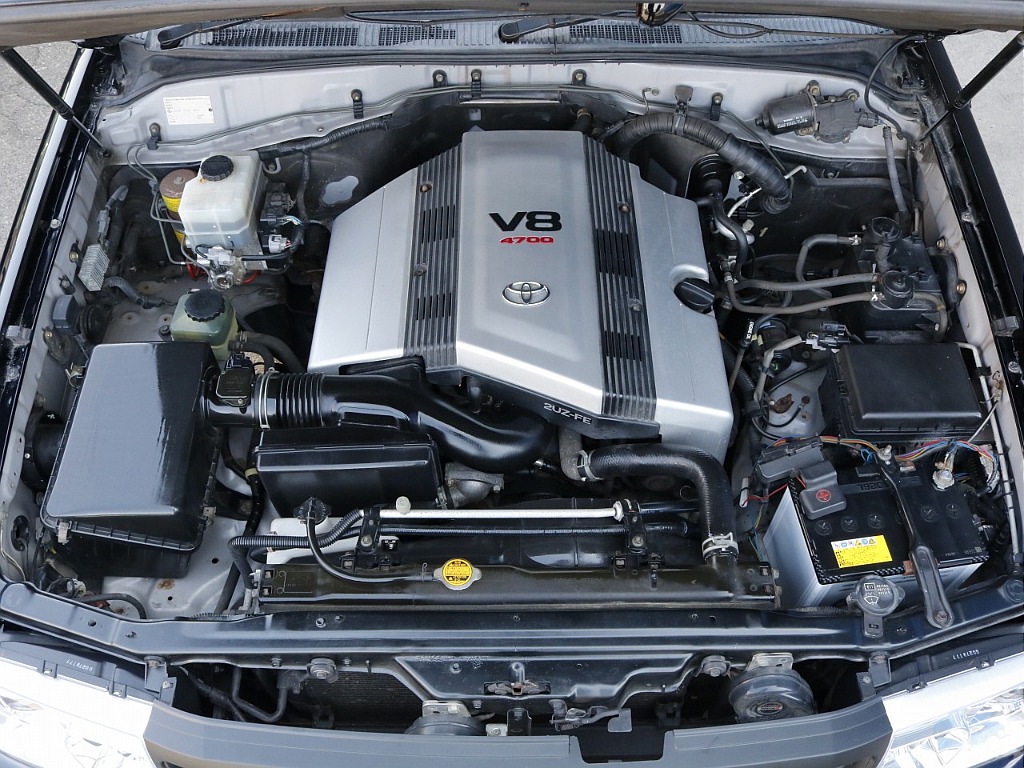 トヨタ ランドクルーザー100(19枚目)