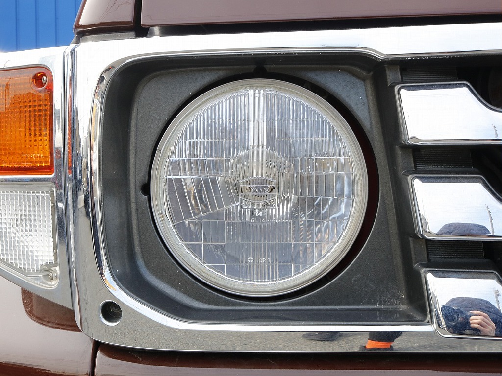 丸目ヘッドライト！