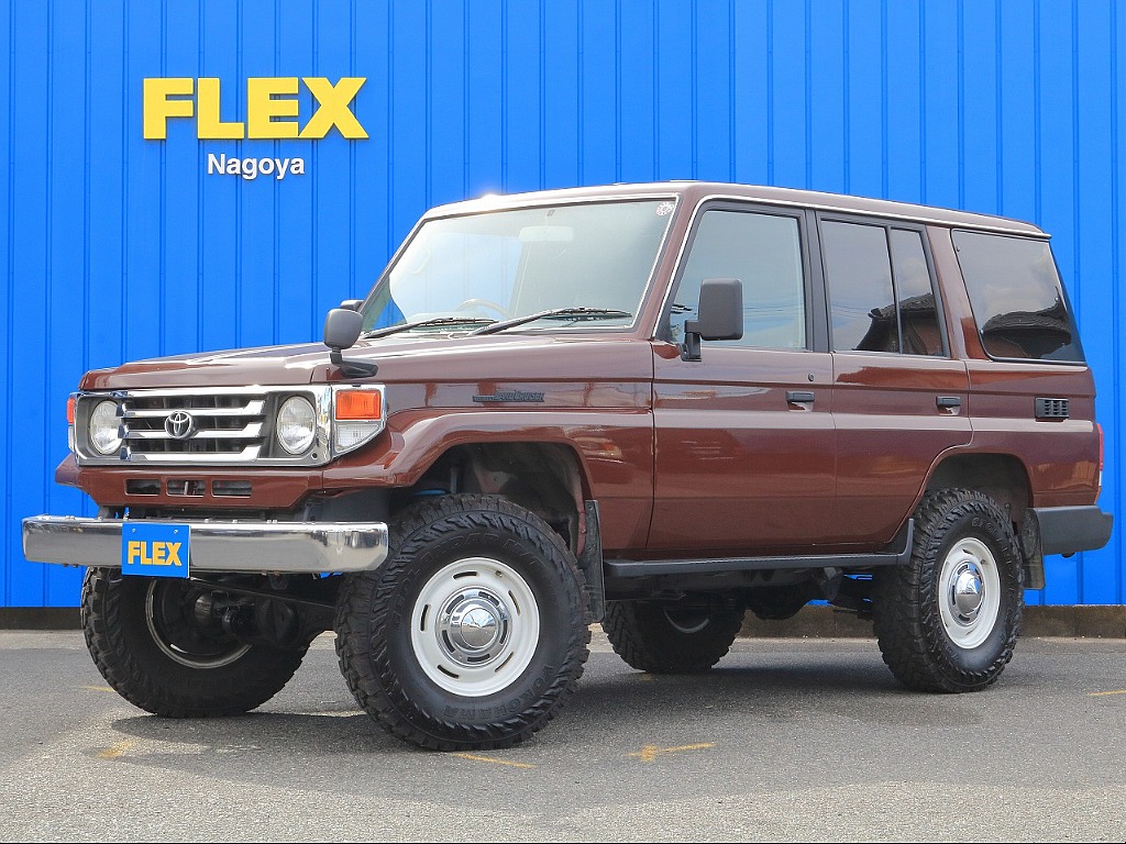 トヨタ ランドクルーザー70 70 5ドア4.2ディーゼル LX 4WD 後期型Fコイル 低走行18万km 愛知県