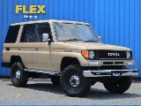 こちらのお車は、車長４５３cm、車幅169ｃｍ、車高が198ｃｍとなります。２インチリフトアップ済です！！ぜひ見晴らしの良い運転席を体感しにいらしてください♪