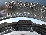 タイヤサイズは275/70R17になります！