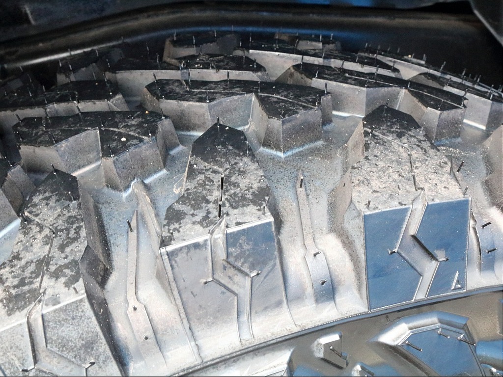 タイヤは新品になります！