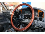 FLEXオリジナルナルディステアリングを新品インストール！今や中々手に入らないナルディステアリングですが、FLEXオリジナルですとすぐに取付を行うことが出来ます！！