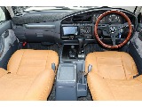 FLEXオリジナル！ナルディウッドステアリングにキャメルシートカバーでオシャレ内装です♪