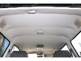 天張りになります！中古車ではたまにヤニ汚れで真っ黒なお車などもありますので中古車選びでは重要なチェックポイントです！