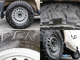 タイヤは、純正鉄ホイール×TOYO M/Tタイヤ（235/85/16）です！！