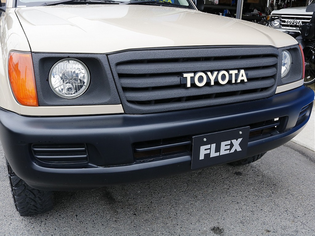 フロントバンパー！