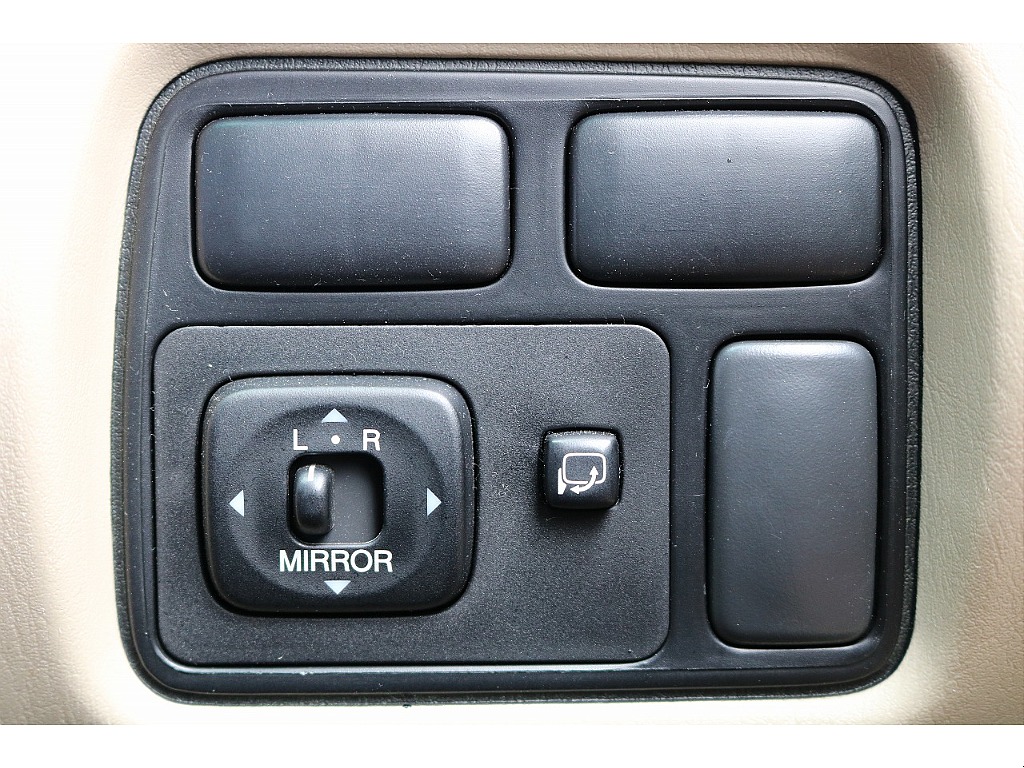 ミラー操作部！