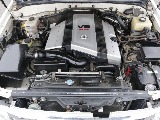エンジンルームも綺麗な状態です ！
