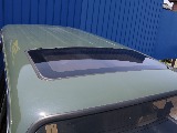天張りになります！中古車ではたまにヤニ汚れで真っ黒なお車などもありますので中古車選びでは重要なチェックポイントです！