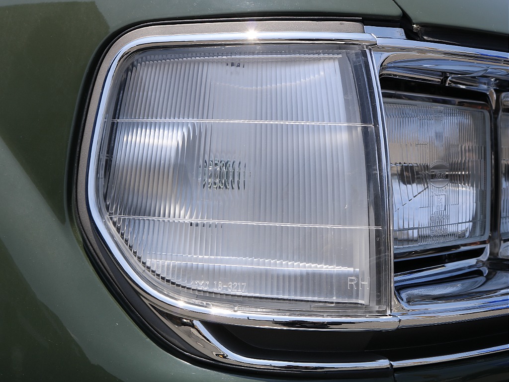 コーナーレンズ