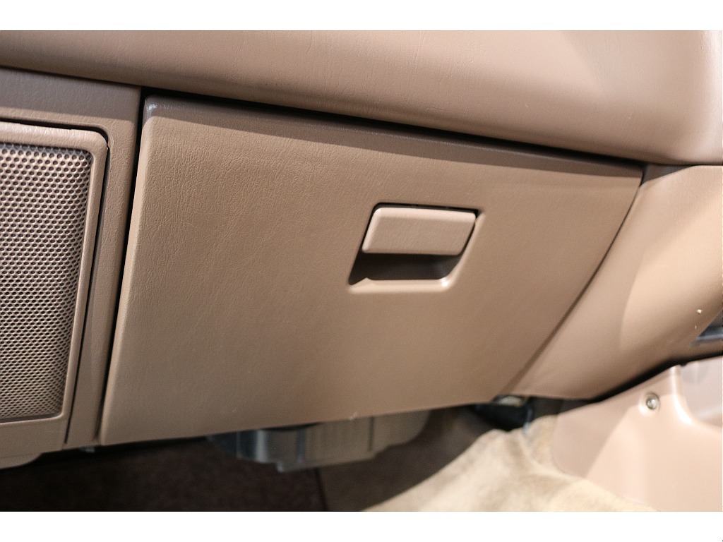 グローブボックス！