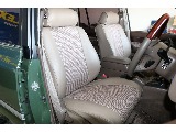 フロントシートは運転席の中でも、滞在時間が多くなりますし、皆さんのことを安全に目的地まで連れていくという重大な任務があります！快適な車内にするため、スタッフが一生懸命サポートします！