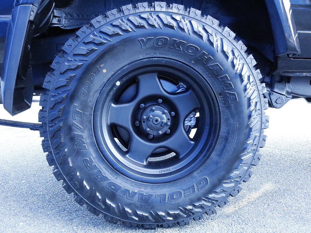 ホイールはブラッドレーV！クラシックな外装に定番ホイールをもってきました！