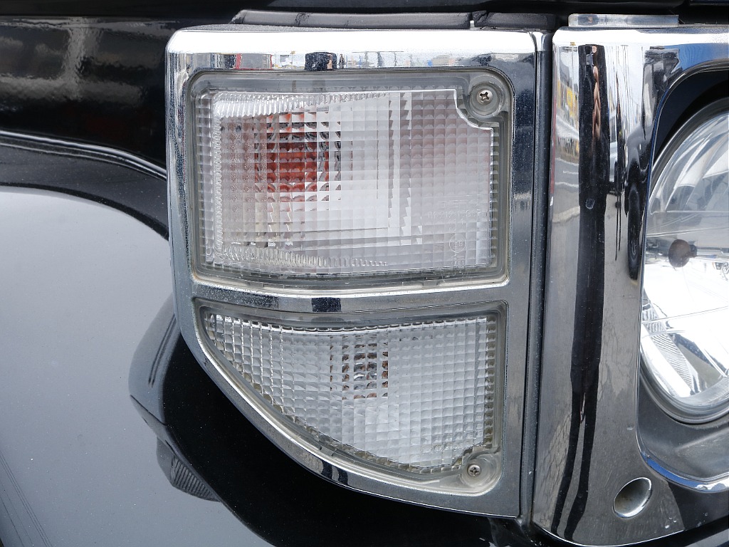 フロントウインカー