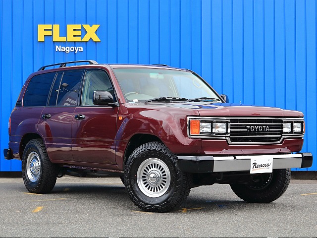 JEEP純正色スナッズベリー全塗装車両になります！綺麗な発色で目を惹きます！
