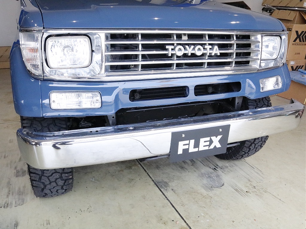 フロントバンパー！