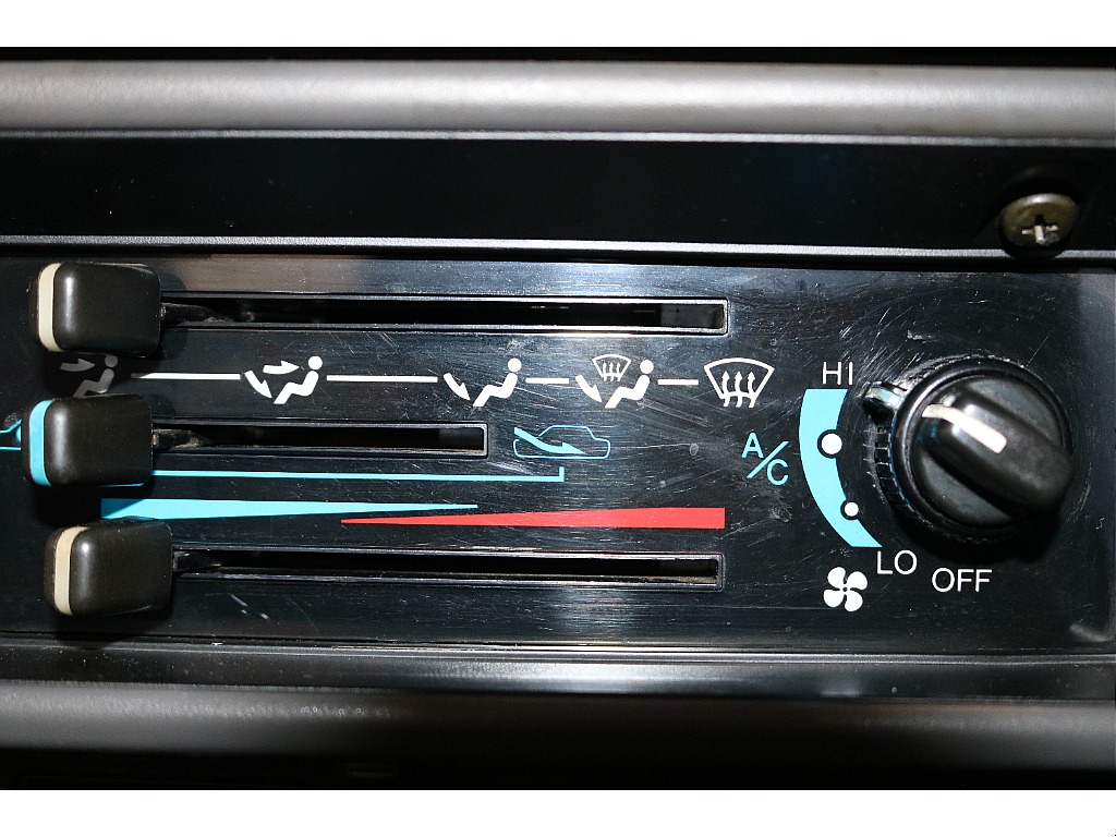 エアコン操作部