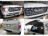 大人気のTOYOTAグリルです。ラゲッジは上下開きとなります。駐車スペースが広く取れない物件にお住まいのオーナー様や、少しの力で簡単に開閉可能なので、女性のオーナー様へのオススメポイントでもあります。