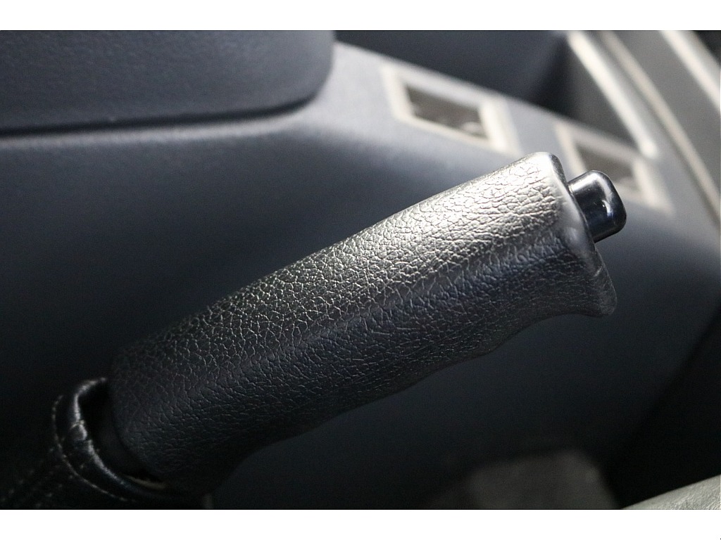 サイドブレーキ