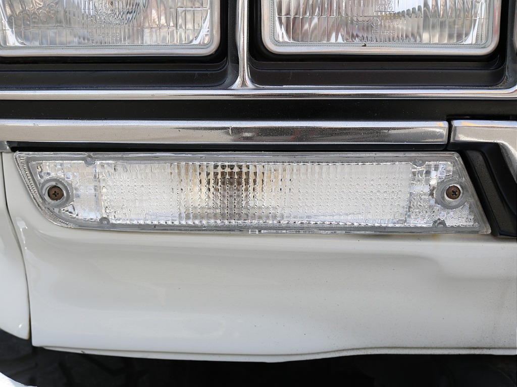 北海道～沖縄まで日本全国、遠方納車が可能です！現車確認が難しいお客様でも当店のスタッフが気になる箇所を画像でお送りさせて頂きます！