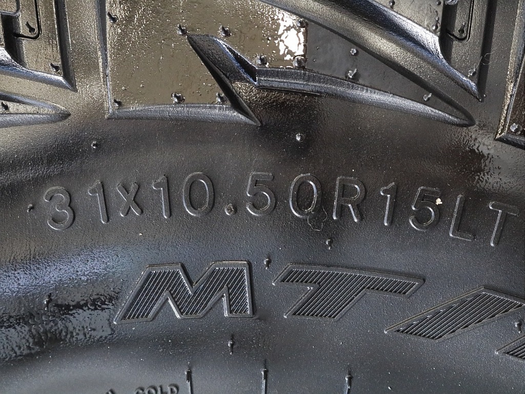 WRANGLER グッドイヤー（31/10.5/15）となります