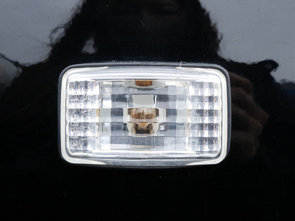 サイドマーカー