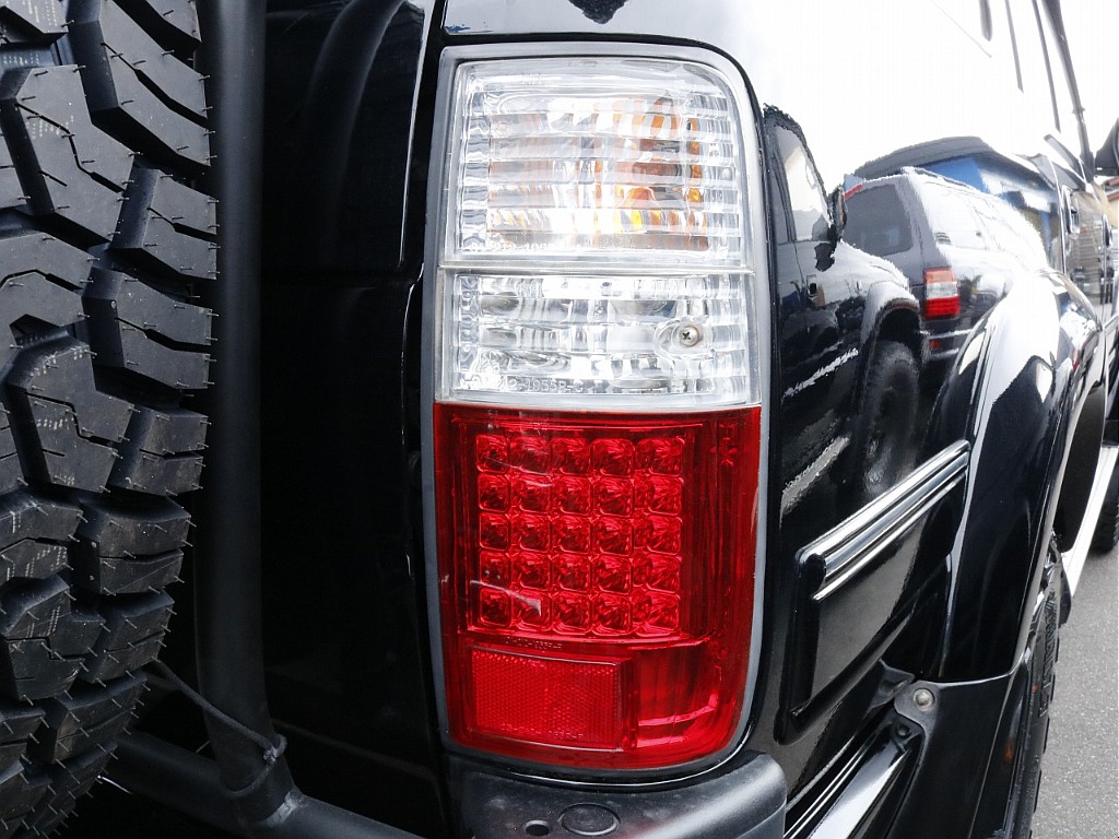 2色テールランプ