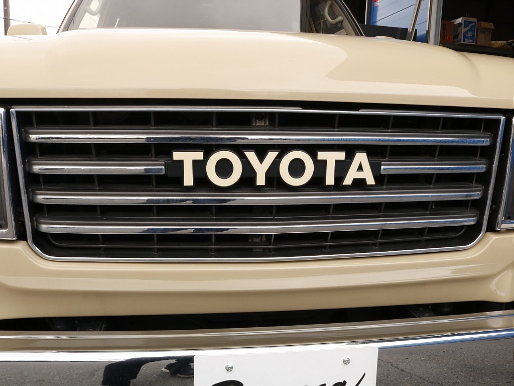 TOYOTAグリル