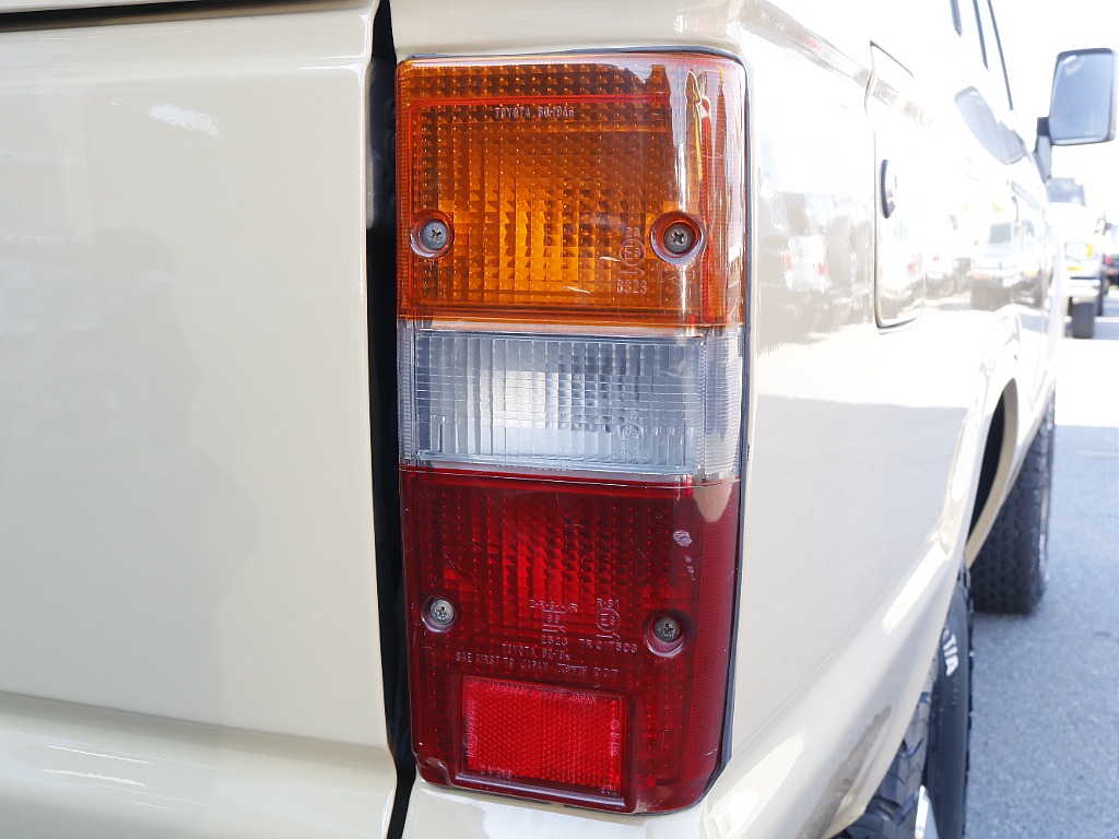 ３色テールランプ！！