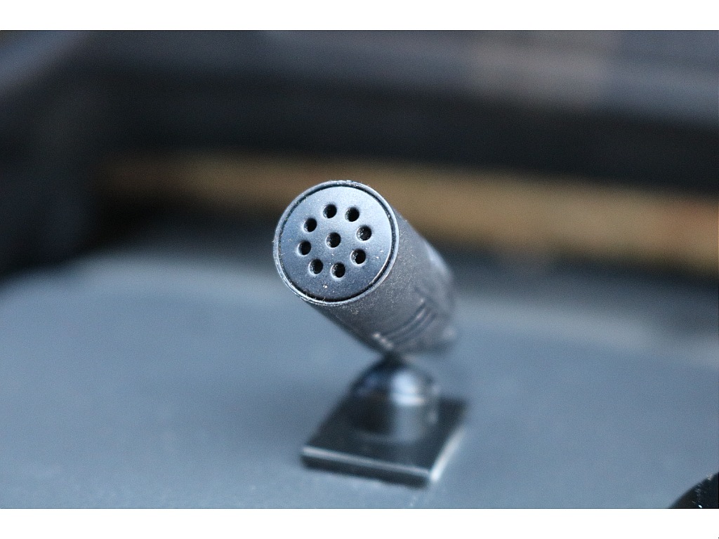 北海道～沖縄まで日本全国、遠方納車が可能です！現車確認が難しいお客様でも当店のスタッフが気になる所を画像でお送りさせて頂きます！