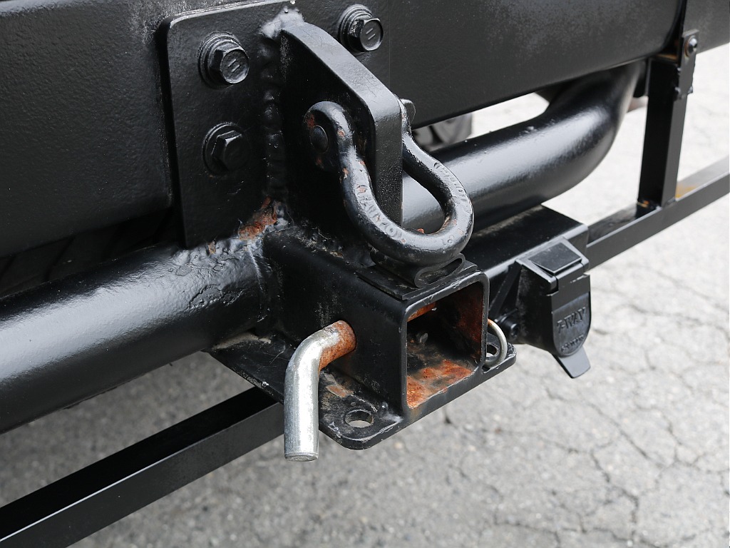 牽引フック付き！