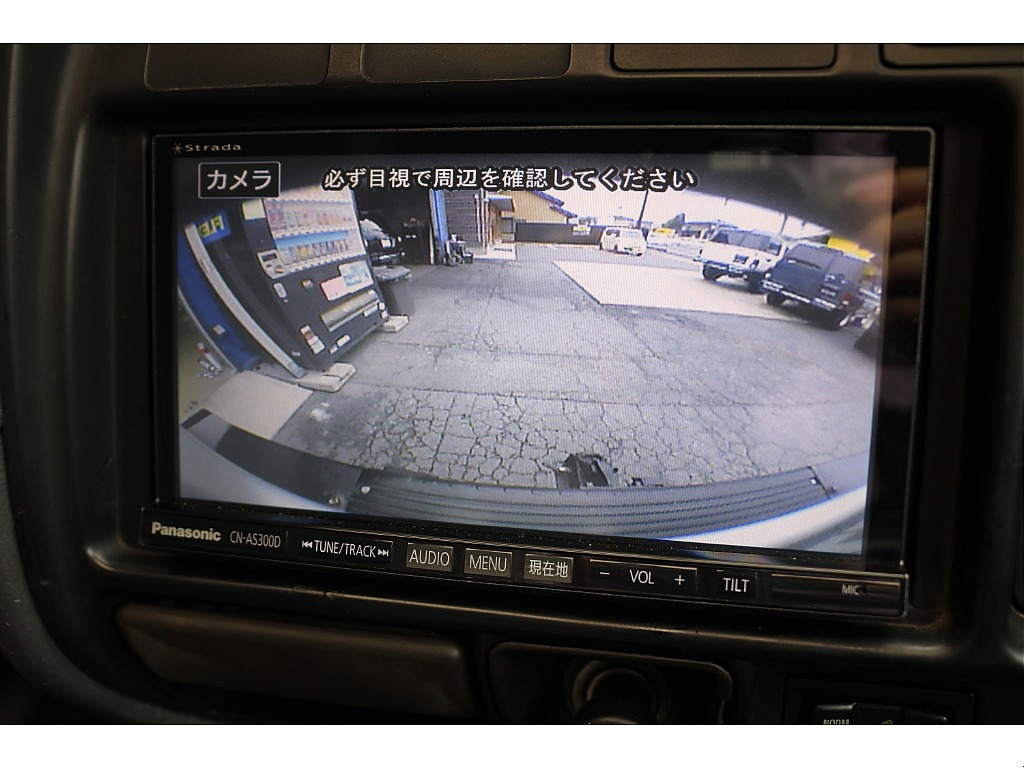 バックカメラ付きです。