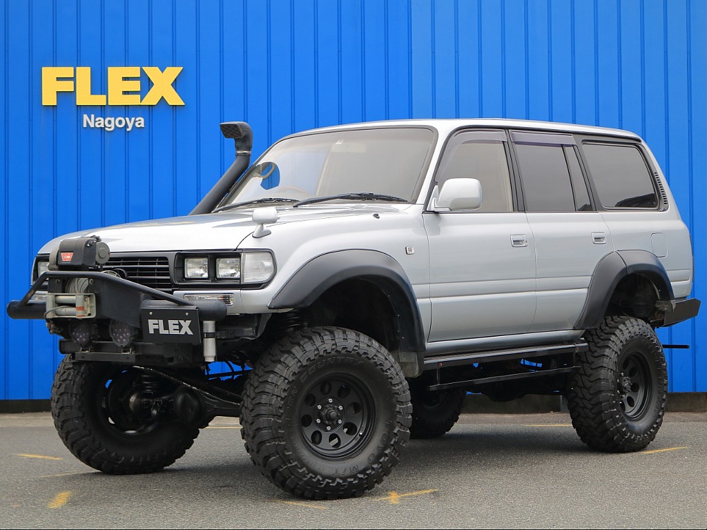 平成6年式　ランクル80　4.5 VXリミテッド 4WD車！！角目ヘッドライト　走行14.6万キロ　ジムライン16インチＡＷオリジナルパッケージ車のご紹介です！