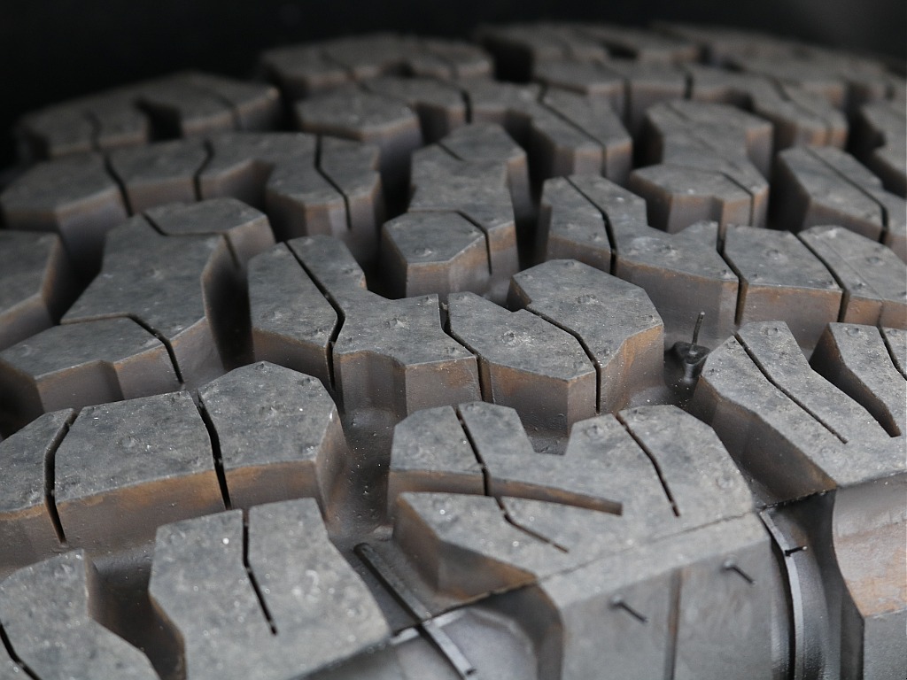 新品タイヤ・新品ホイールをインストール！