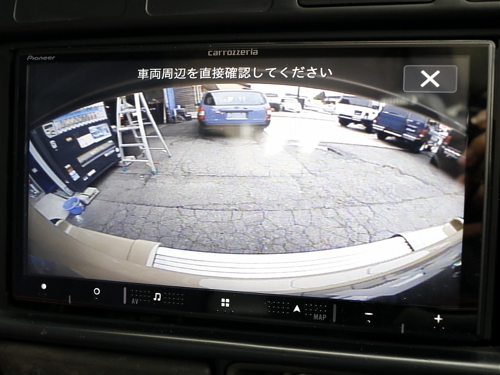 安心のバックカメラ付き♪