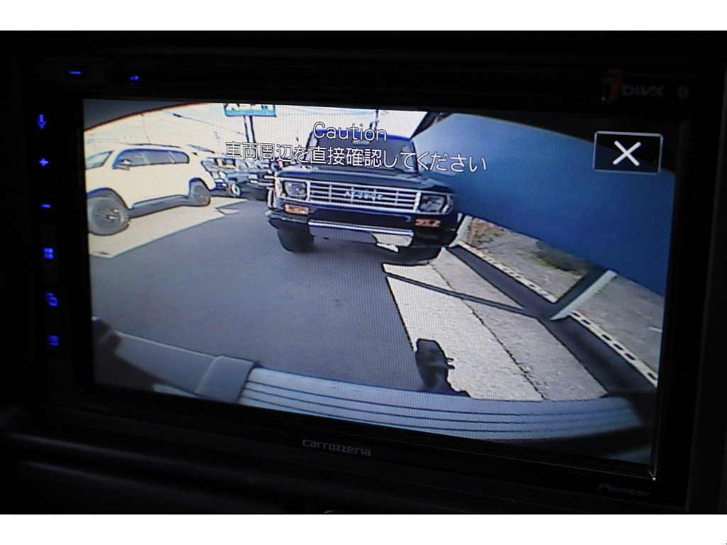 安心のバックカメラ付き♪