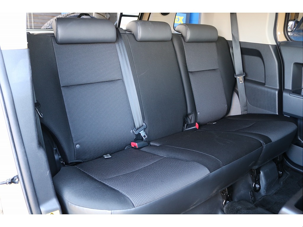 セカンドシートも奇麗な状態です☆