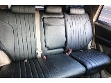 セカンドシートはチャイルドシートの装着も、もちろん可能です。ファミリーカーとして使う場合もお手入れのしやすいシートカバーは重宝すること間違いなしです♪