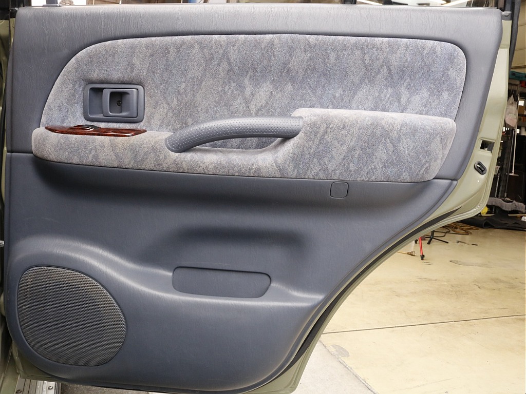 内張り御覧の通りです！