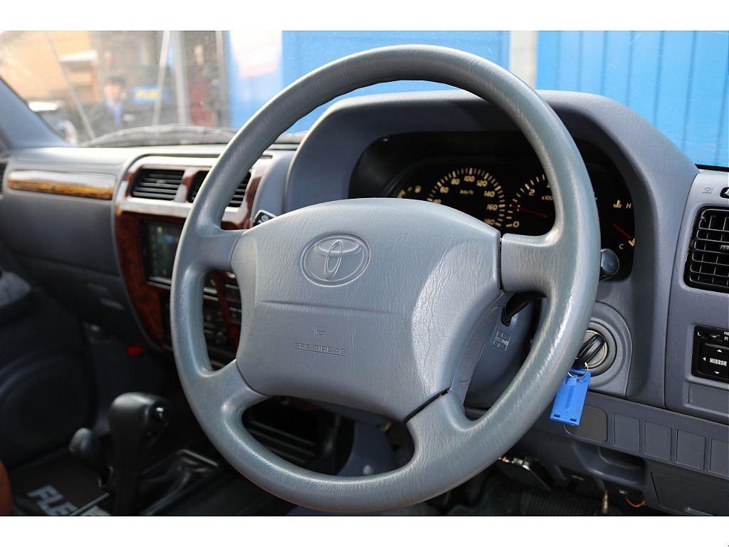 2000 Toyota Land Cruiser Prado 90 