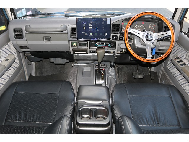 シートカバー付きでお手入れもしやすいです。