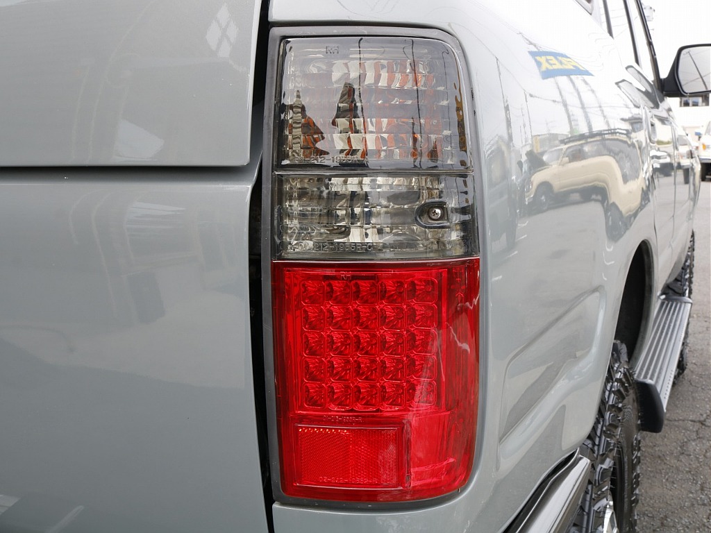 トヨタ ランドクルーザー80(33枚目)